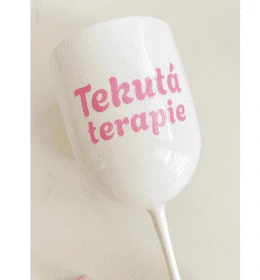 Plastová sklenice 470 ml bílá - Tekutá terapie