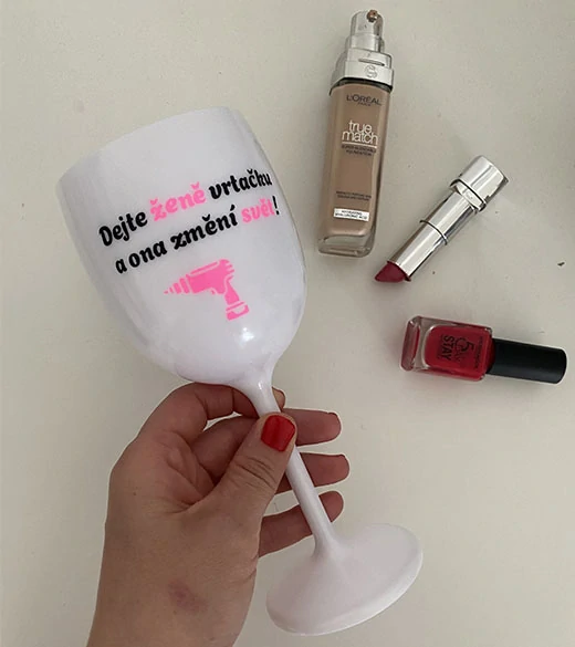 Nerozbitná sklenice Vrtačka
